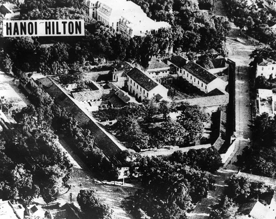 Hỏa Lò Prison