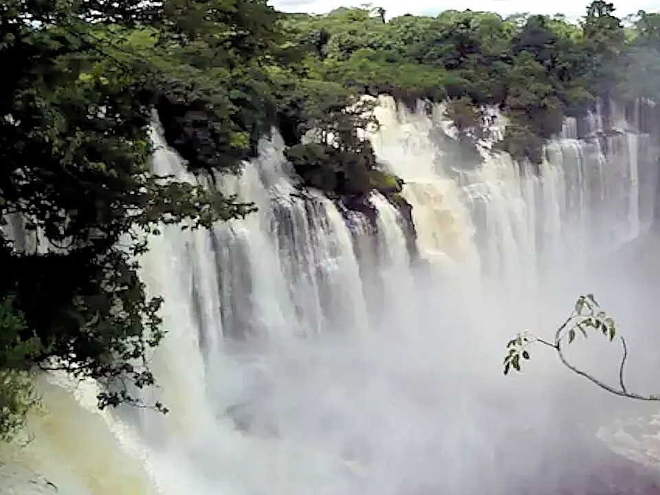 Kalandula Falls