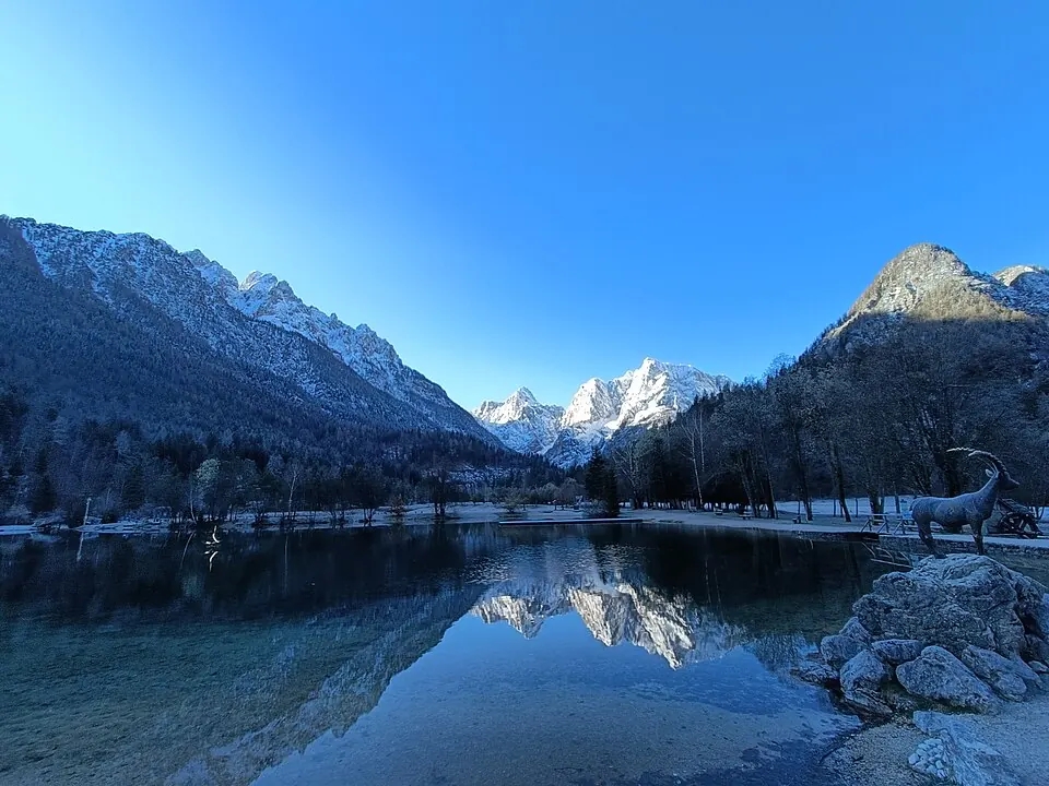 Lake Jasna
