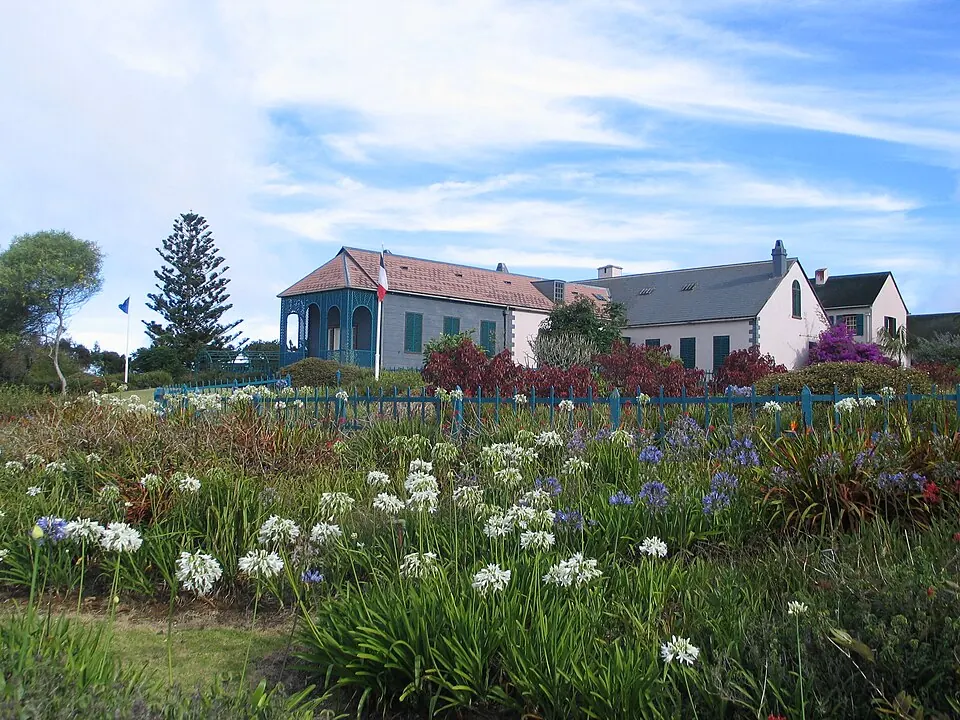 Longwood House