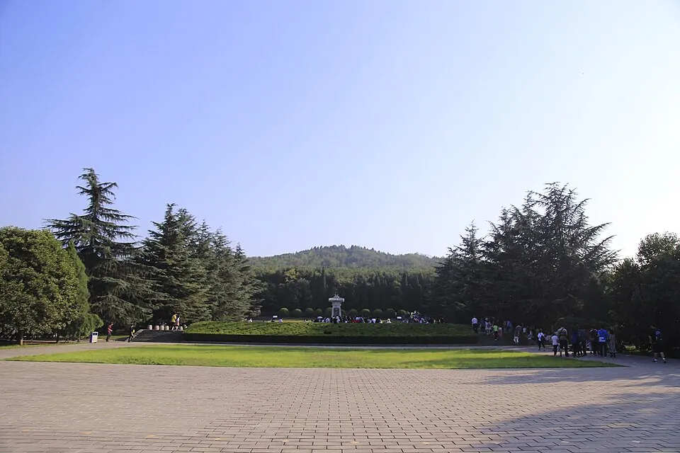 Mausoleum of Qin Shi Huang