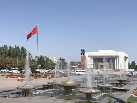 Ala-Too Square