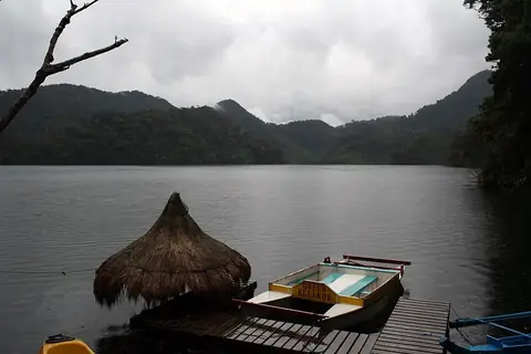 Balinsasayao Twin Lakes Natural Park
