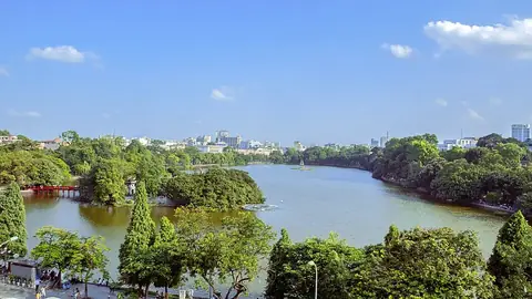 Hoàn Kiếm Lake