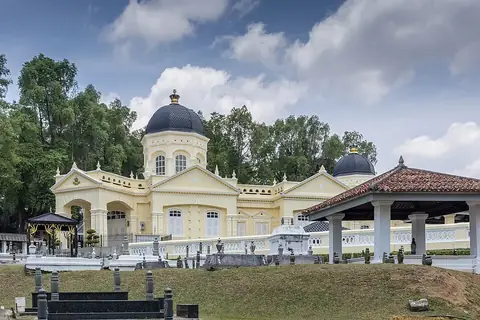 Mahmoodiah Royal Mausoleum
