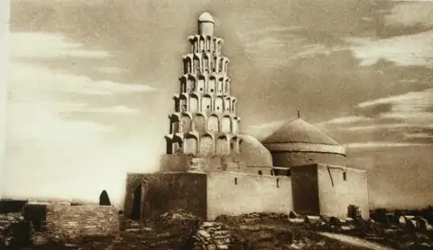 Mausoleum of Imam al-Hasan of Basra