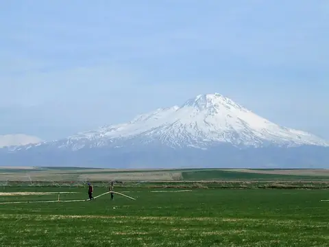 Mount Hasan